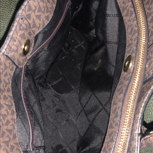 Michael Kors Austin Large Pebbled Leather Satchel - Picture 10 of 15